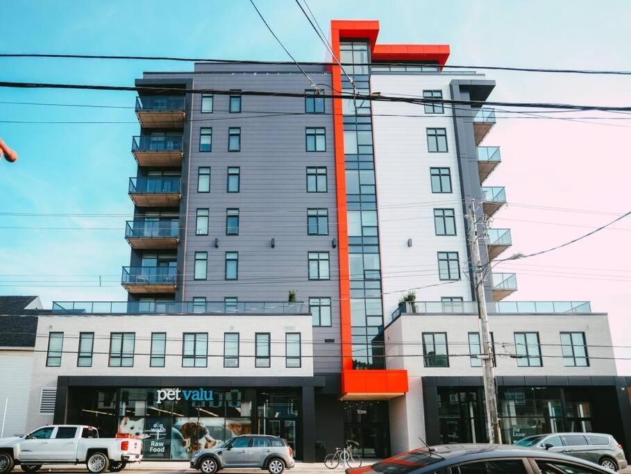 New Luxury 2Br Penthouse Apt In Central Halifax Kültér fotó
