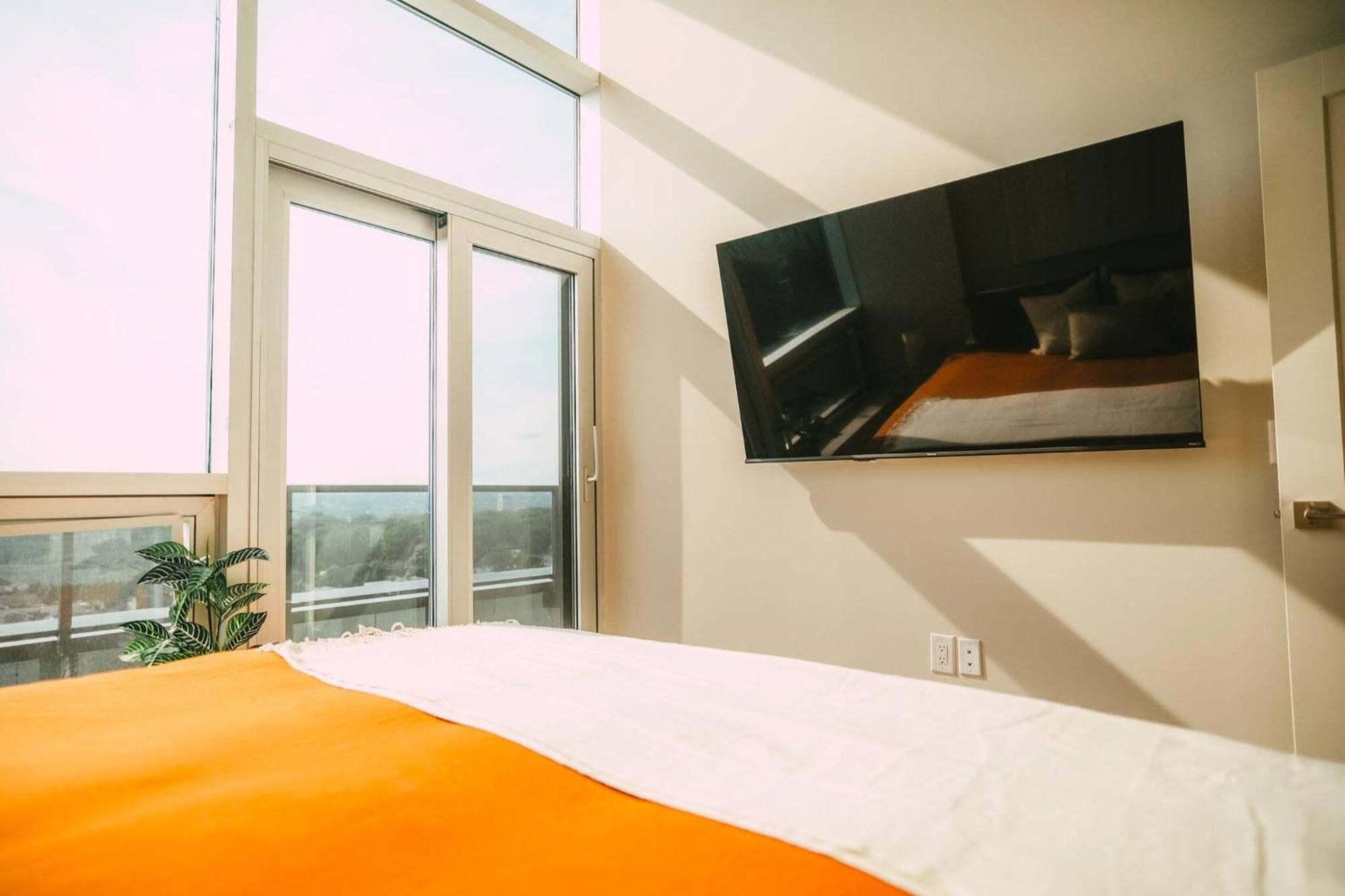 New Luxury 2Br Penthouse Apt In Central Halifax Kültér fotó